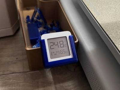 Mi temp and humidity monitor mount for poop chute