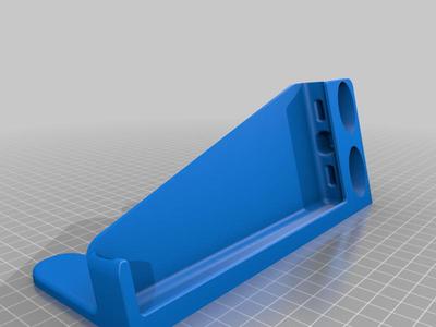 Pixel 7 Pro Stand and Amp Landscape