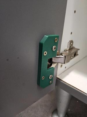 Door hinge plate