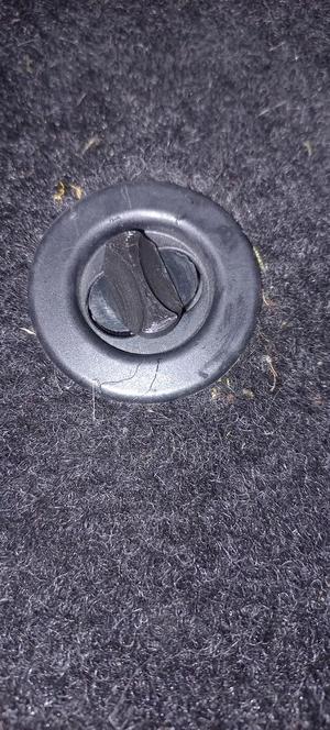 Fixation Clip MG E HS car carpets / Clip fixation tapis de voiture MG EHS