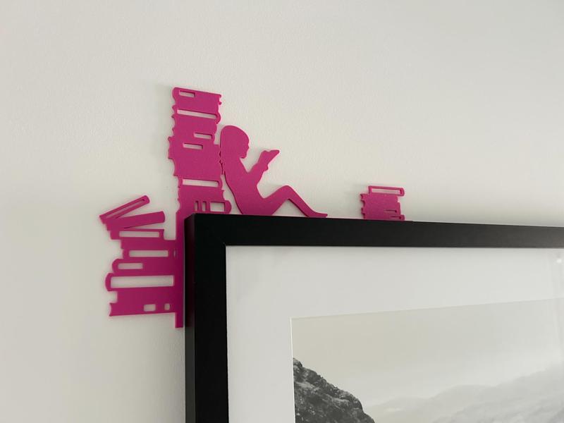 Enchanted Book Reader - Door Corner