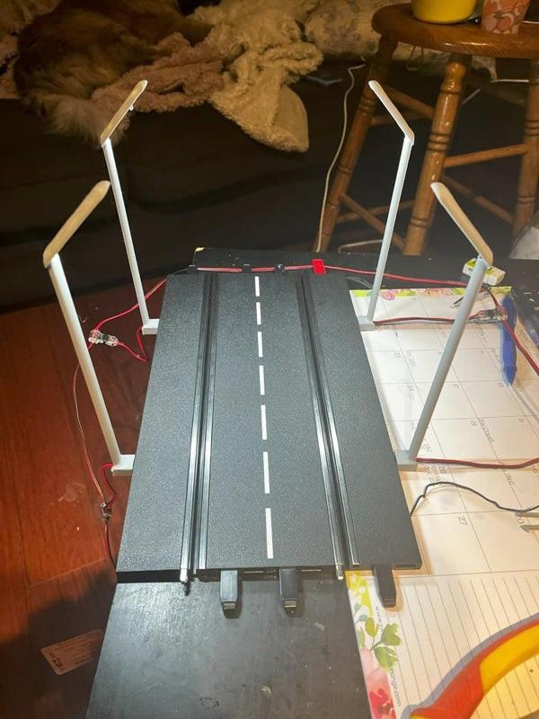 Tall Carrera 1/32 light post