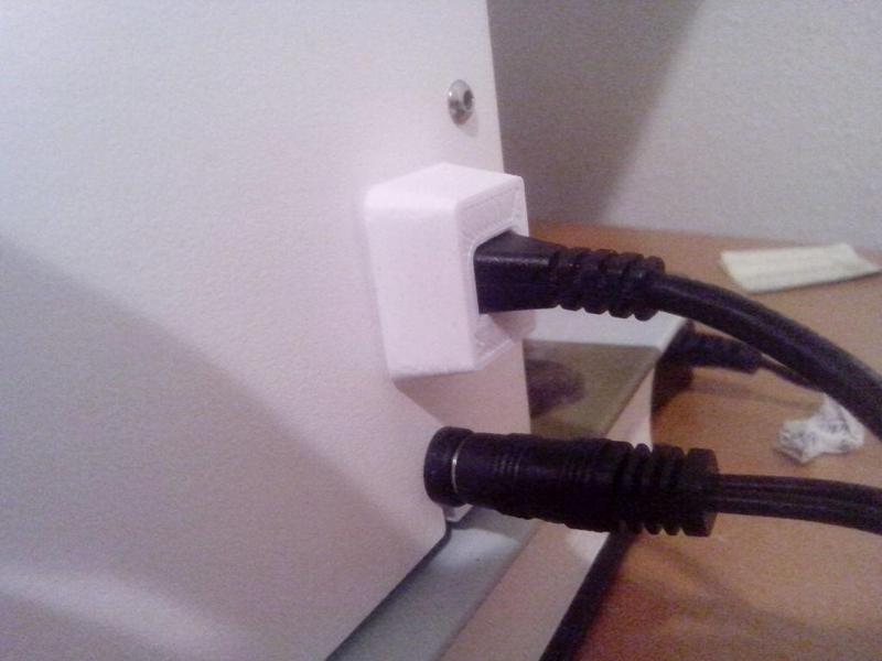 Printrbot Play USB holder