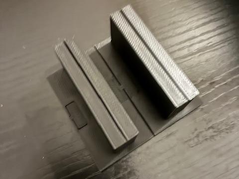 Modular Bambu Build plate holder. 11 grams.