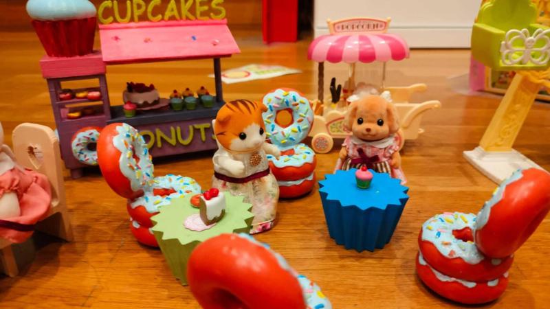 sylvanian families cupcakes & donuts bakery