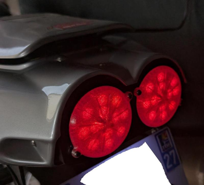 Rear headlight cover ultra slim Aprilia RSV 1000 & Tuono