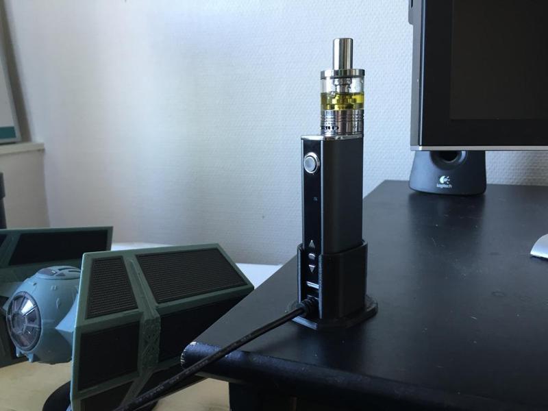 Eleaf TC40W electronic cigarette charging stand