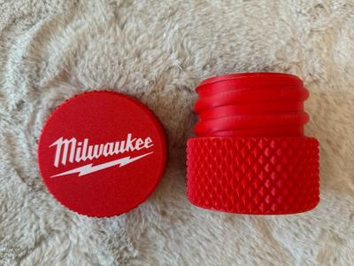 Milwaukee Threaded Container