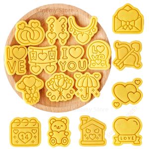 💛 Valentine’s Day Cookie Cutters with Stamps – 17 Love-Themed Designs