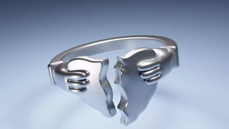 HEARTBREAK HAND RING