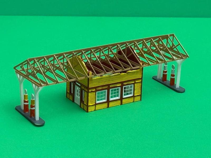 1928 era GAS STATION 1:87 HO SCALE