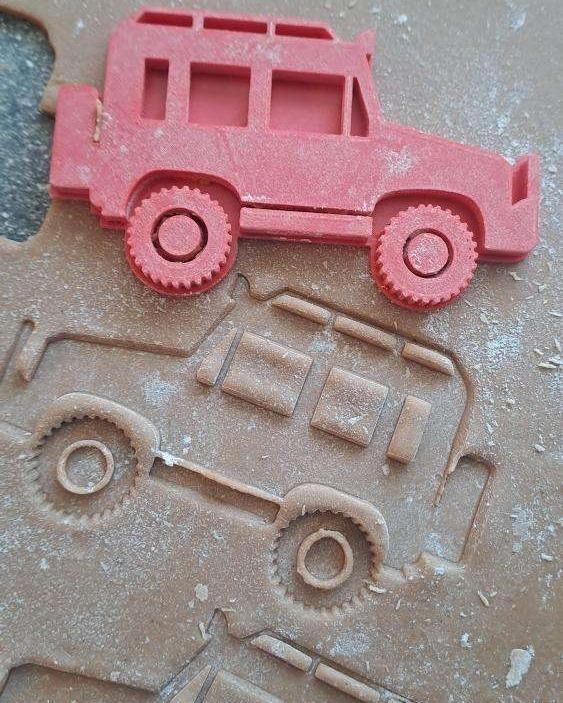 Land Rover / Off-Road vehicle