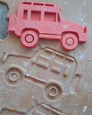 Land Rover / Off-Road vehicle