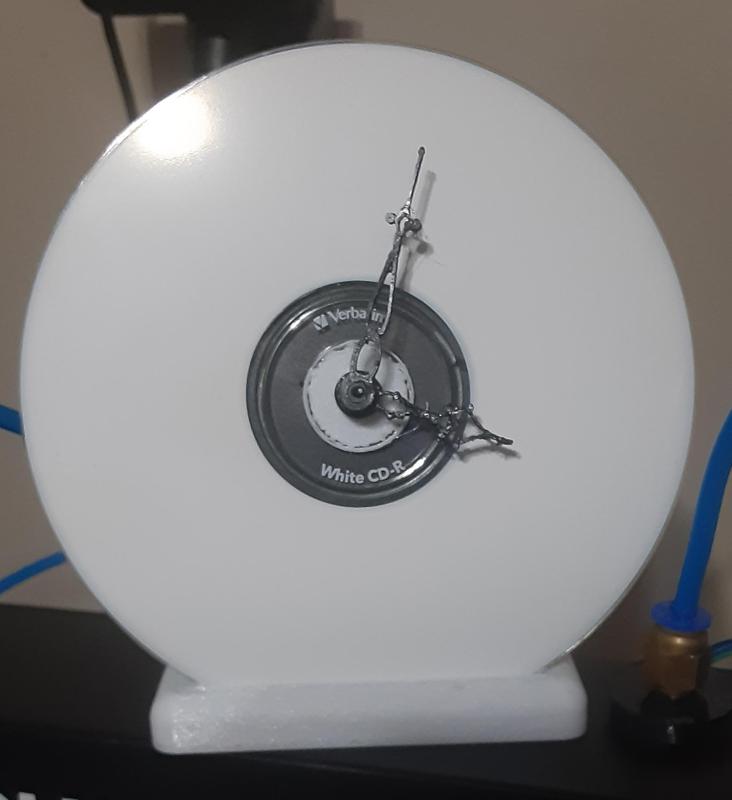 CD / DVD clock