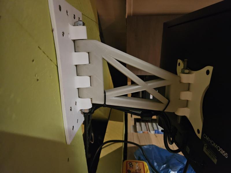 Vesa 100 monitor swing arm