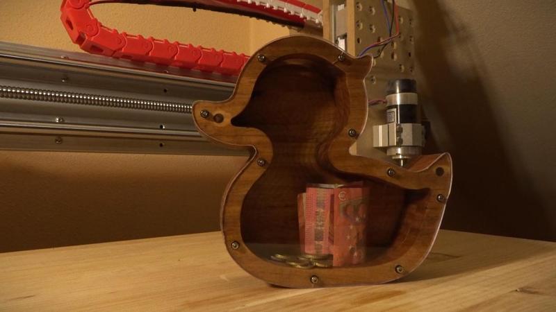 Hucha con Forma de Pato para CNC