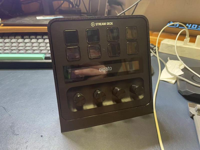 Stream Deck + Plus 20° Holder/Stand