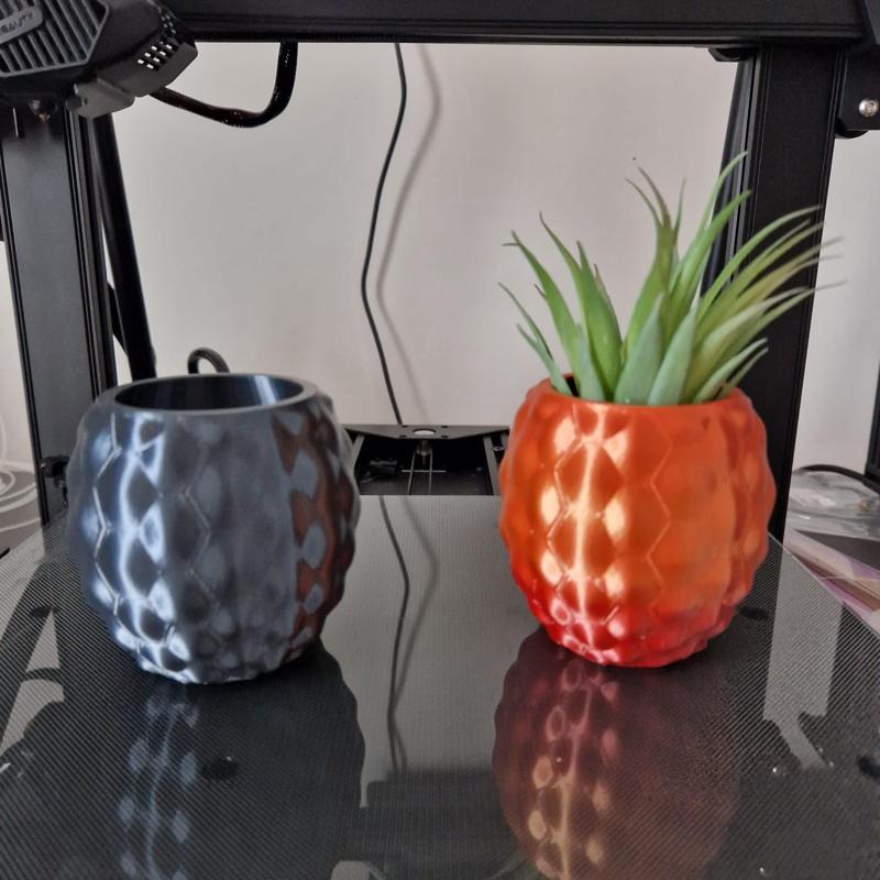 Pineapple Pot
