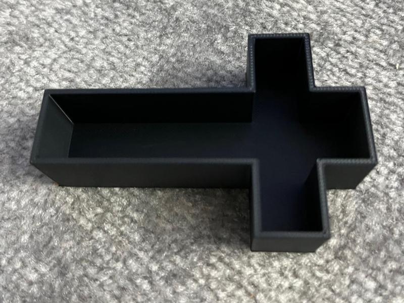 Cross shaped box
