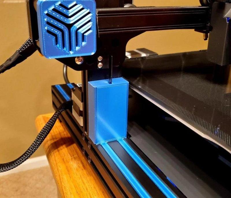 Creality CR6-SE Z Sensor cover with v-rails