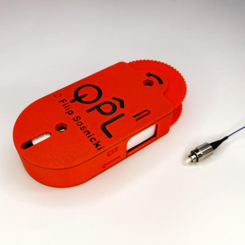 Tape-based fiber tip cleaner