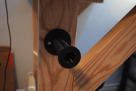 Basic filament holder wood screw
