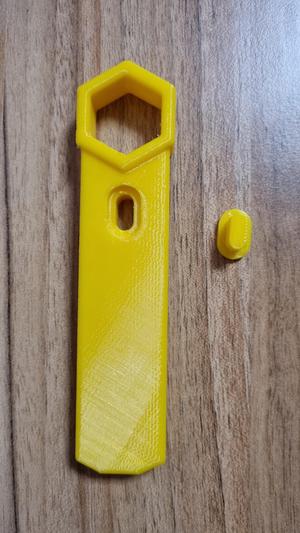 Saw blade handle