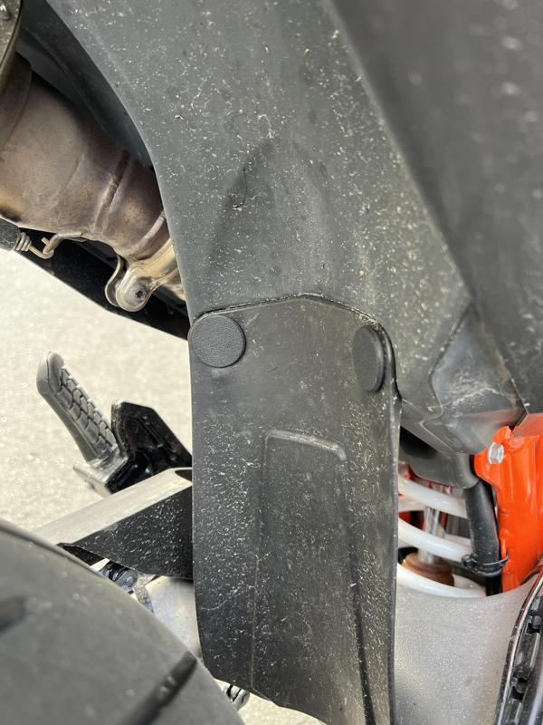 KTM 690 SMCR screw cap/ Schraubenabdeckung