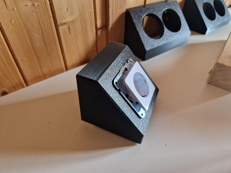 Arbeitsplattensteckdosen 1er und 3er