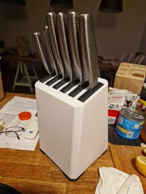 Modular knife holder