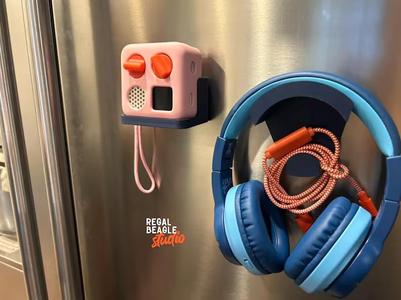 Magnetic Yoto and Headphone Stands