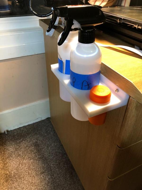 Spray + Talc Holder