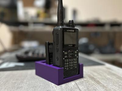 Kenwood D74/D75 Radio and 2 battery holder. 