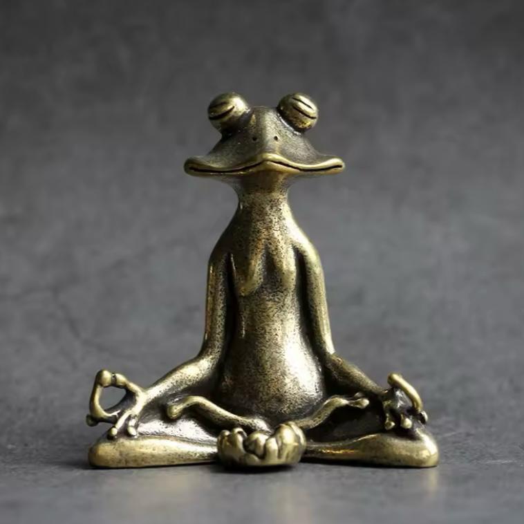 Decorative sculpture design home minimalist meditating frog