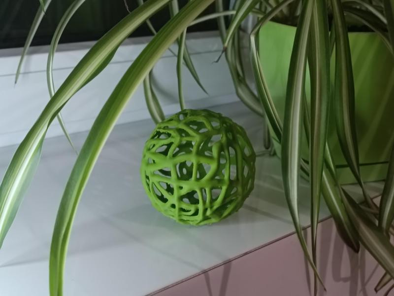 Vine Ball Decor