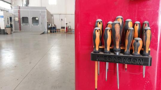 Soporte solido para destornilladores