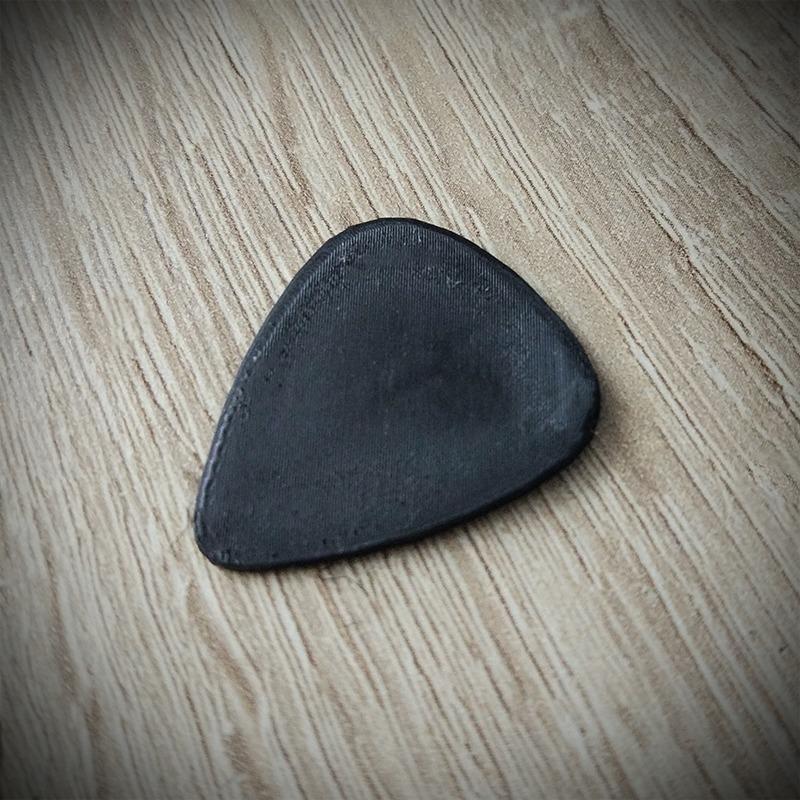 US Nylon 1mm Guitar Pick