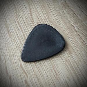 US Nylon 1mm Guitar Pick
