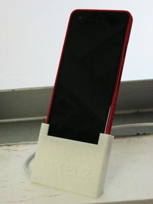 Google Pixel 2 Case and Charging Stand