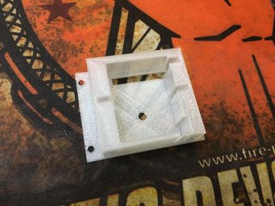 Servo insertion ES08MA for RED MINI WING