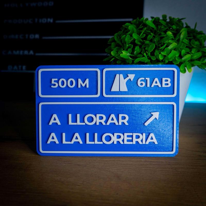 To cry at the lloreria