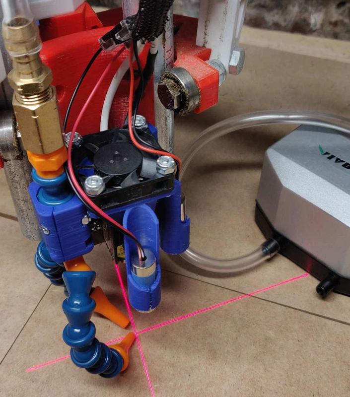 MPCNC 525 Laser Holder for 2.8W laser w/ fan and line lasers