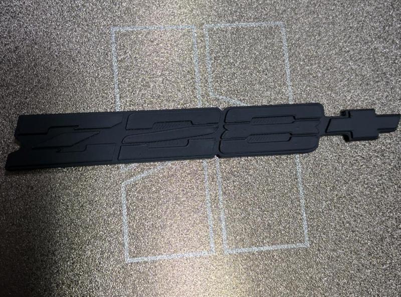 Camaro Z28 Emblem 1990