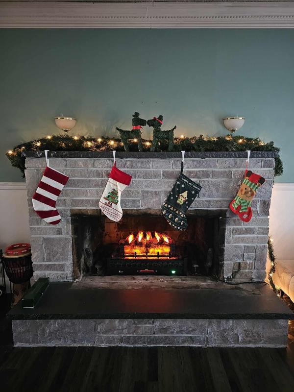 Icicle Stocking Hanger