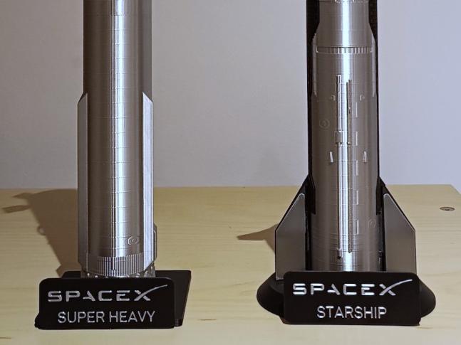 Super Heavy  & StarShip Stands