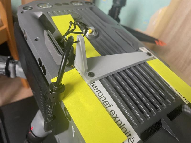 top bracket for DJI M350 USB cable support