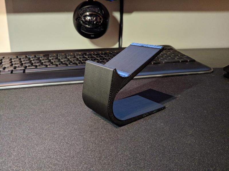 Xbox One Controller Stand