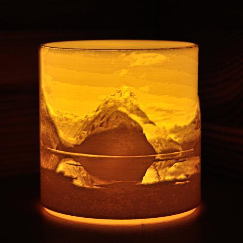 Lithophane, Milford Sound