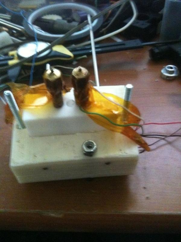mendel square block extruder insulator holder
