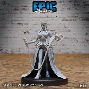 Dark Elf Domina ‧ DnD Miniature ‧ Tabletop Miniatures ‧ Gaming Monster ‧ 3D Model ‧ RPG ‧ DnDminis ‧ STL FILE